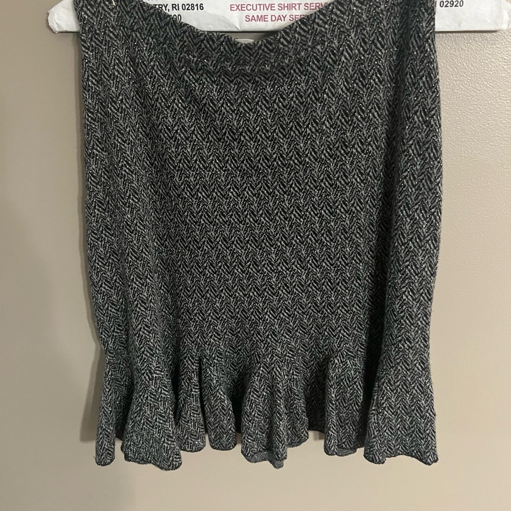 Xs small Black and White branded shirkt